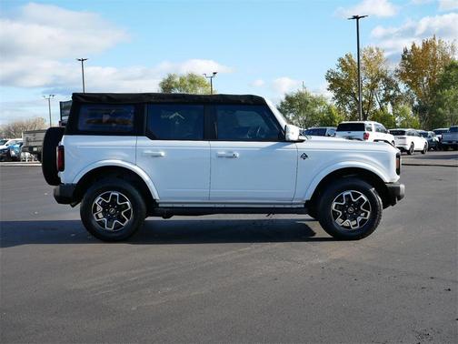 2022 Ford Bronco Outer Banks