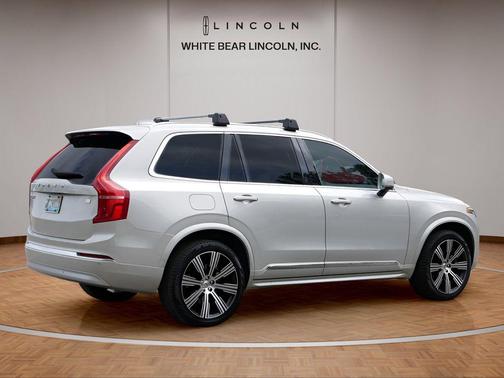 2022 Volvo XC90 Recharge Plug-In Hybrid T8 Inscription 7 Passenger