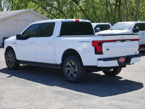 2023 Ford F-150 Lightning LARIAT