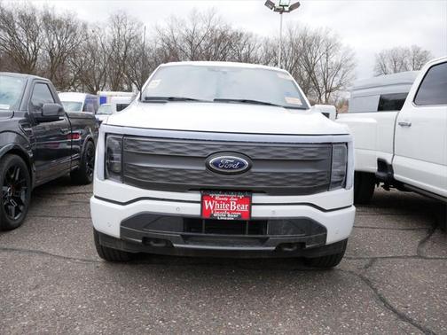 2023 Ford F-150 Lightning LARIAT