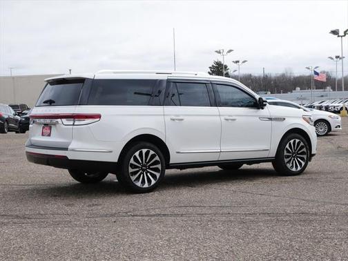 2023 Lincoln Navigator Reserve