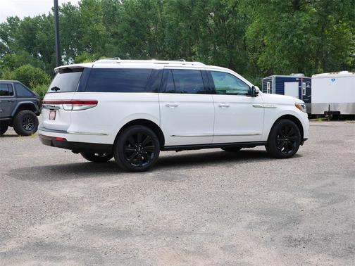 2024 Lincoln Navigator Reserve