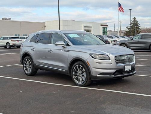 2023 Lincoln Nautilus Reserve