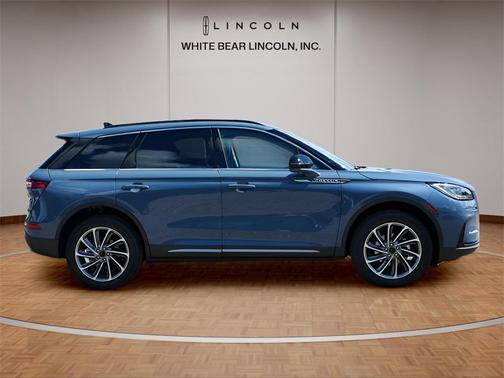 2025 Lincoln Corsair Premiere