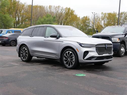 2024 Lincoln Nautilus Reserve