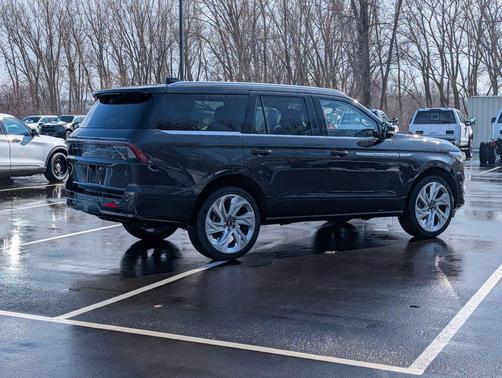 2025 Lincoln Navigator Reserve