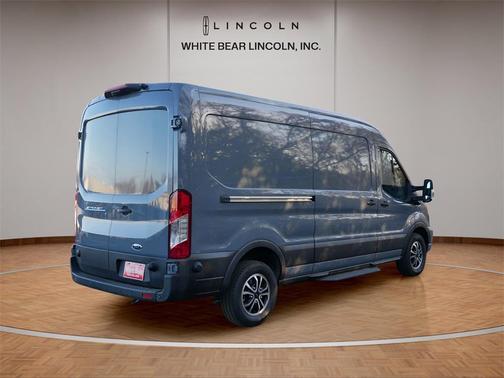 2024 Ford E-Transit T-350 Medium Roof