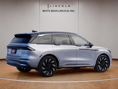 2024 Lincoln Nautilus Black Label