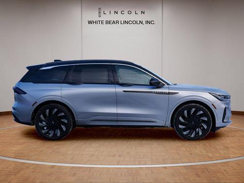 2024 Lincoln Nautilus Black Label