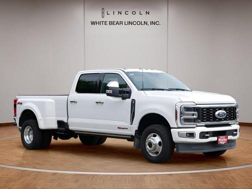 Star White Metallic Tri-Coat 2024 Ford F-350 Platinum