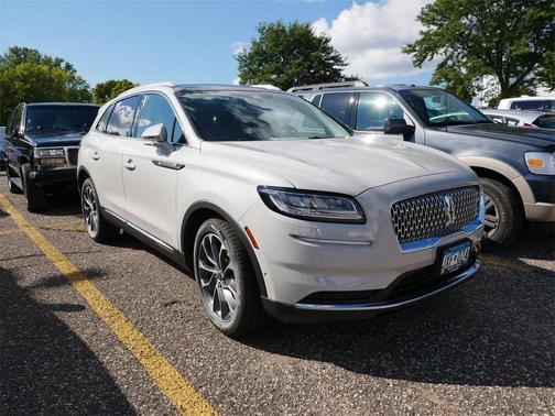 2022 Lincoln Nautilus Reserve