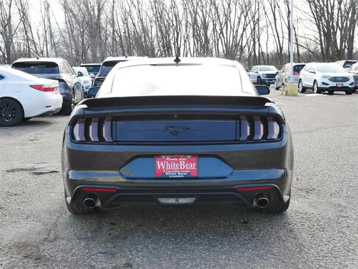 2022 Ford Mustang EcoBoost Premium
