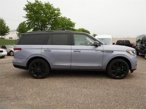 2024 Lincoln Navigator Black Label