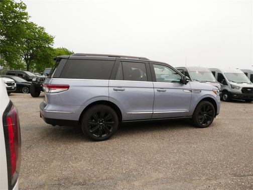 2024 Lincoln Navigator Black Label
