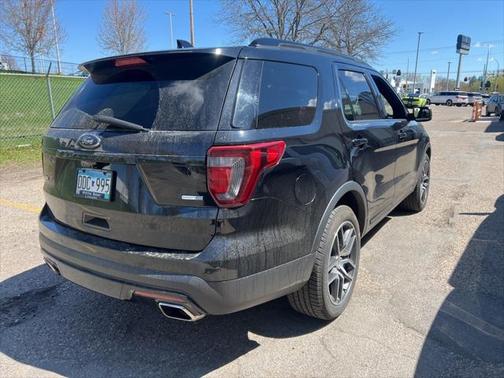 2017 Ford Explorer sport