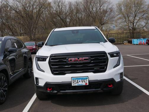 2025 GMC Acadia AWD AT4