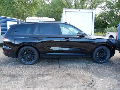2025 Lincoln Aviator Reserve AWD