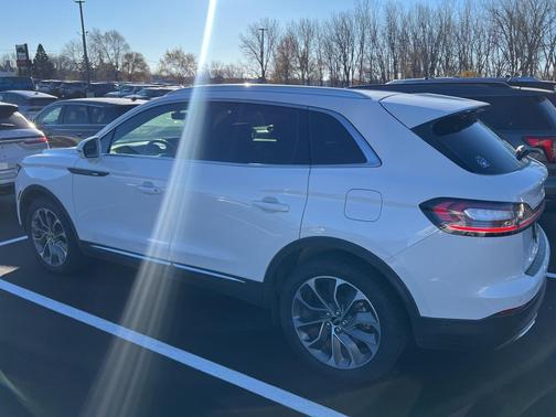 2023 Lincoln Nautilus Reserve