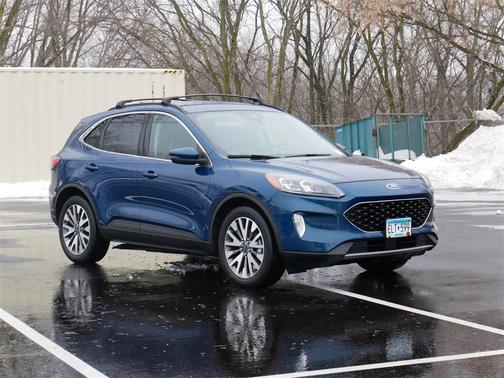 2020 Ford Escape Titanium