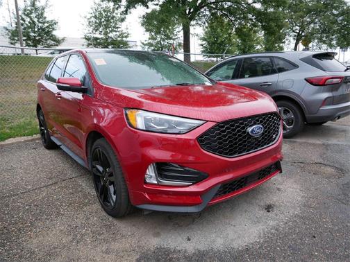 2024 Ford Edge ST