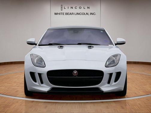 Polaris White 2017 Jaguar F-TYPE Premium
