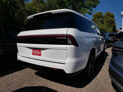 2025 Lincoln Navigator Reserve