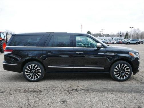 2023 Lincoln Navigator Black Label