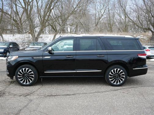2023 Lincoln Navigator Black Label