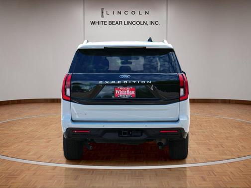 Silver Metallic 2025 Ford Expedition Active