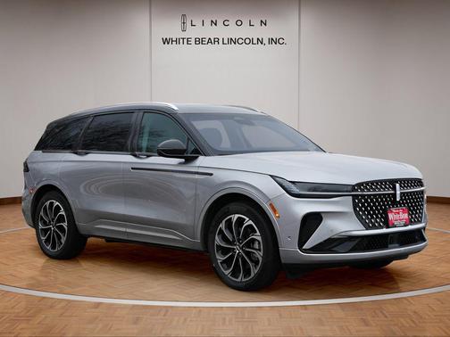 2024 Lincoln Nautilus Reserve