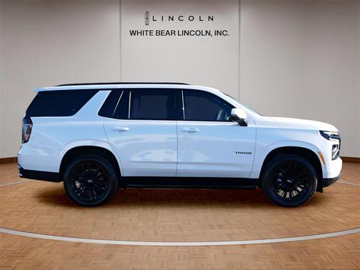 2025 Chevrolet Tahoe 4WD RST