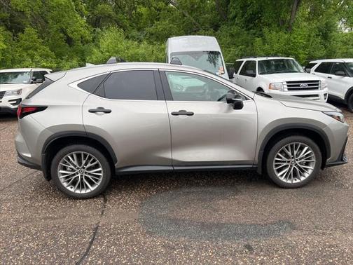 2025 Lexus NX 350h Premium