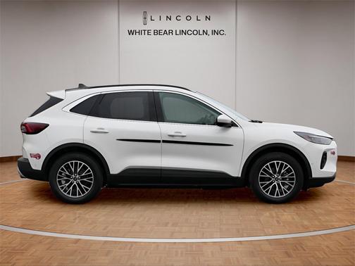 2023 Ford Escape PHEV SE