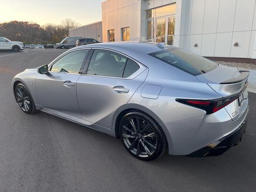 2022 Lexus IS 350 Base