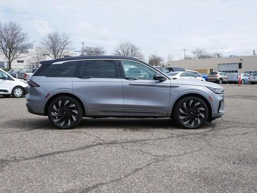 2024 Lincoln Nautilus Black Label