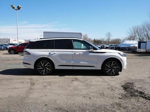 2025 Lincoln Aviator Black Label AWD