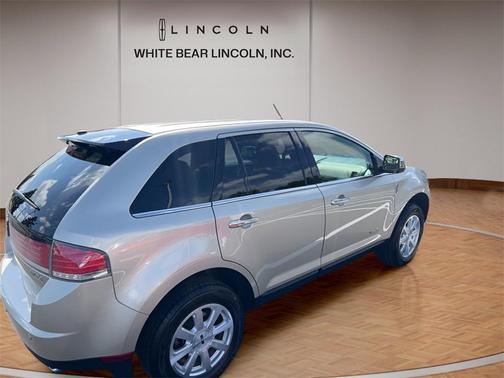 2010 Lincoln MKX Base