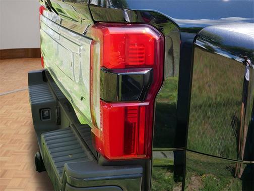 2025 Ford F-450 Platinum