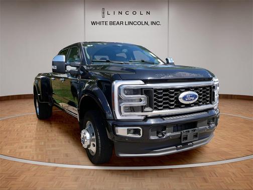 2025 Ford F-450 Platinum