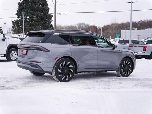 2024 Lincoln Nautilus Black Label