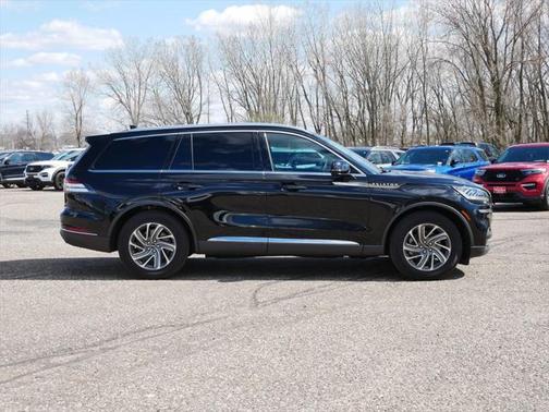 2023 Lincoln Aviator Livery