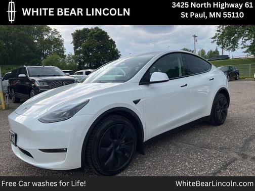 2024 Tesla Model Y Long Range Dual Motor All-Wheel Drive