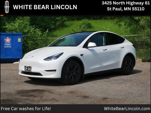 2024 Tesla Model Y Long Range Dual Motor All-Wheel Drive