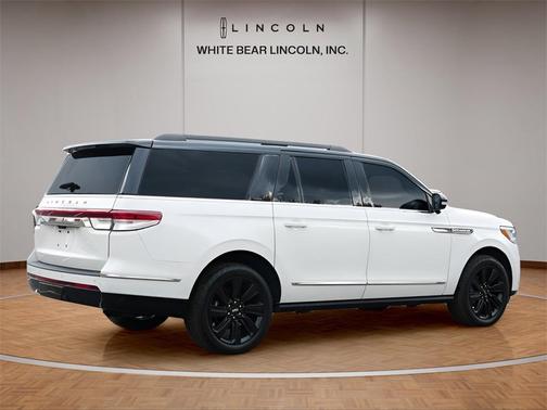2023 Lincoln Navigator Black Label