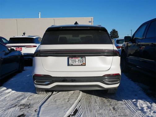 2024 Lincoln Nautilus Reserve