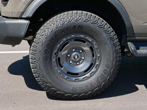 Marsh Gray 2025 Ford Bronco Outer Banks