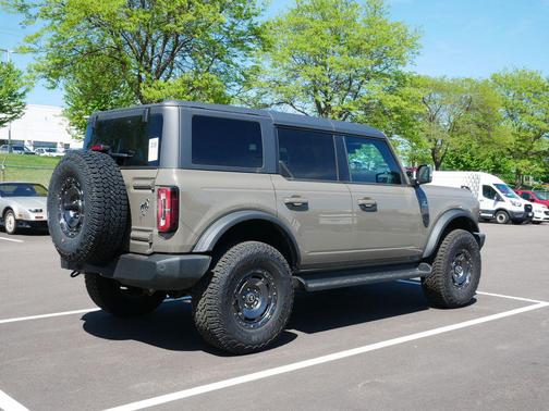 Marsh Gray 2025 Ford Bronco Outer Banks