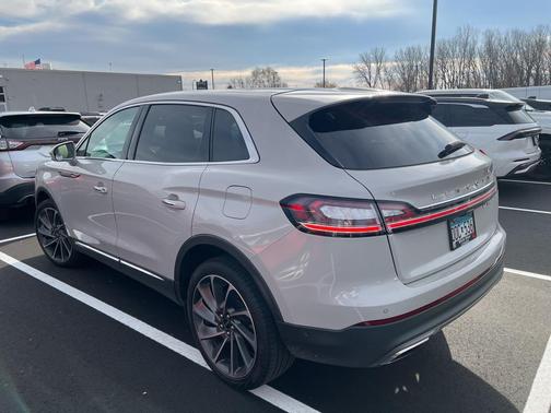 2019 Lincoln Nautilus Reserve