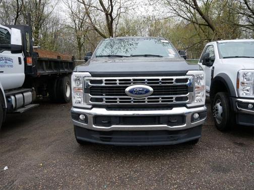 2023 Ford F-350 XLT