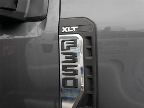 2023 Ford F-350 XLT